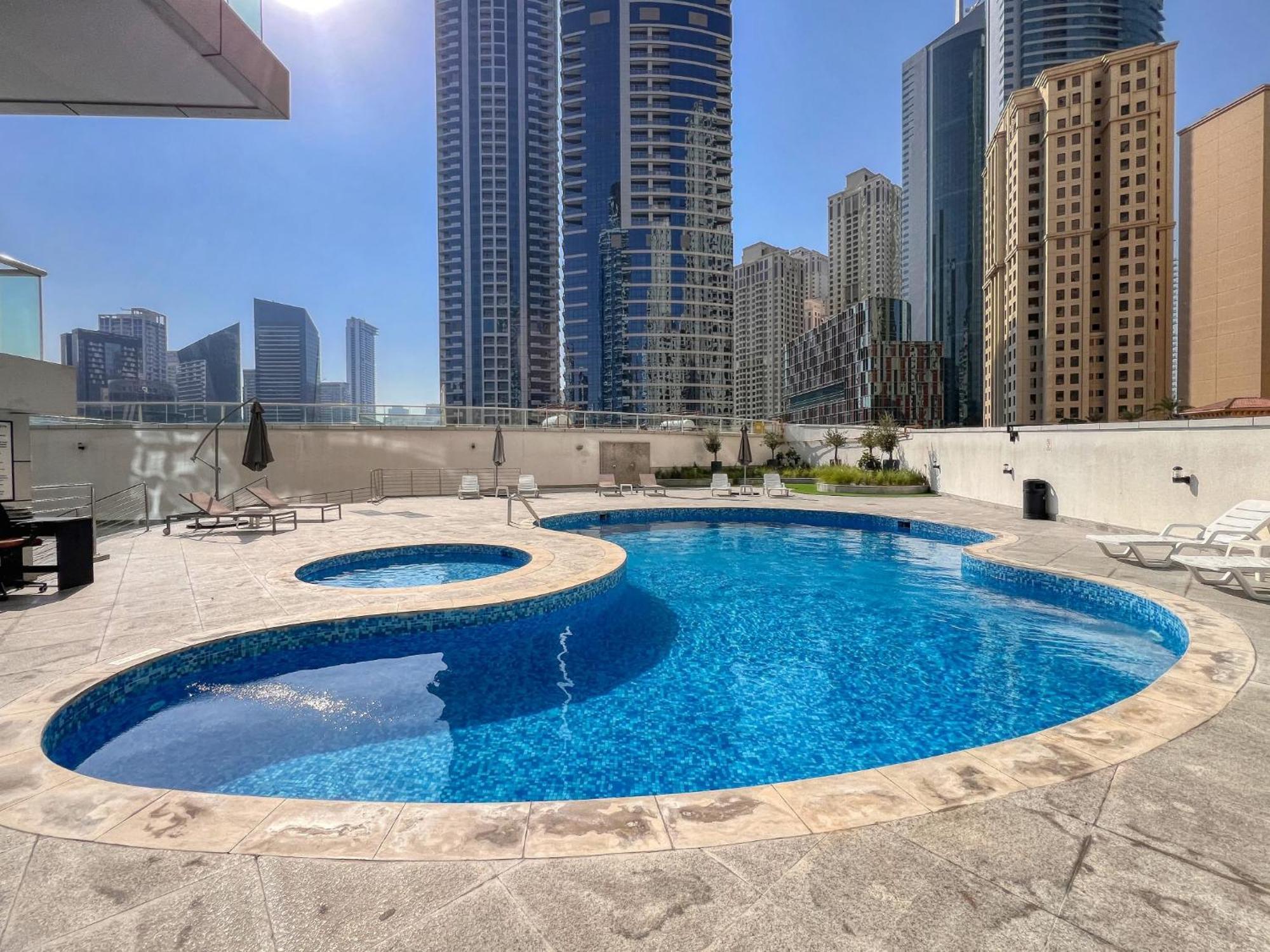 Enticing Space With Marina View Near The Beach! 두바이 외부 사진